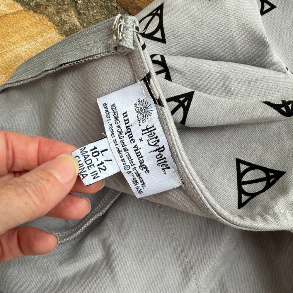 Unique Vintage Harry Potter Dress deathly hallows nwt large - Picture 5 of 6